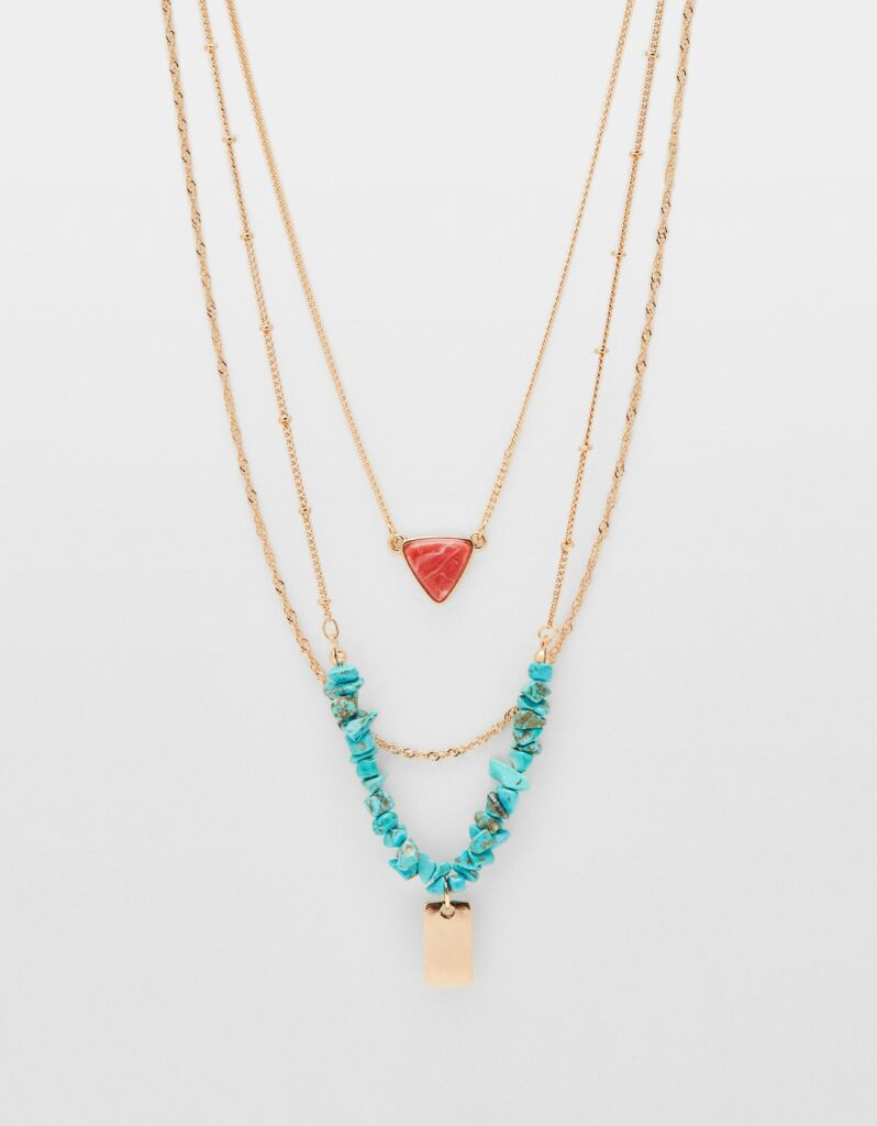 Set of necklaces with stone motifs