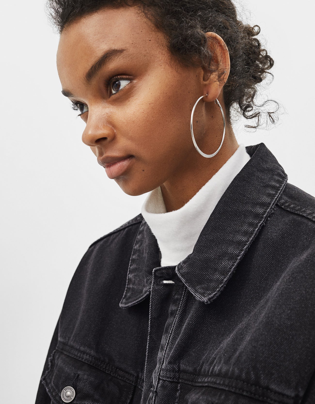 Set of 3 pairs of hoop earrings - Image 4